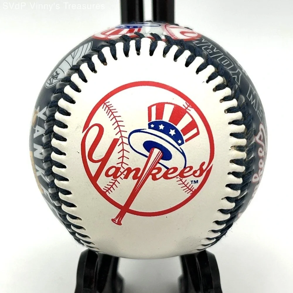 Rawlings New York Yankees Baseball Desktop Clock Quartz 2005 Vintage Working